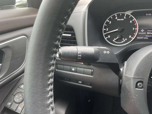 Used 2021 Nissan Rogue SV w/ Premium Package FWD image 29