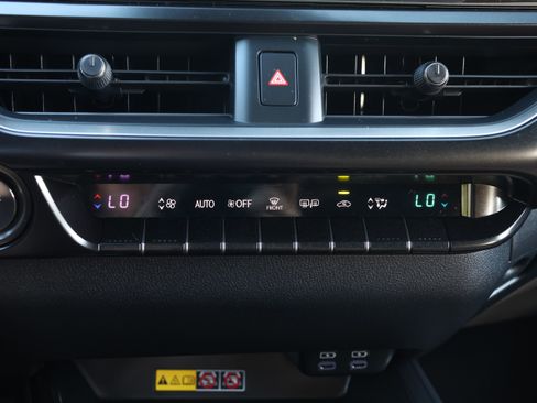 Certified 2025 Lexus UX 300h AWD w/ Accessory Package (Z2) image 25