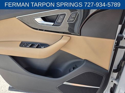 Used 2022 Audi Q7 2.0T Premium Plus AWD/4WD image 24