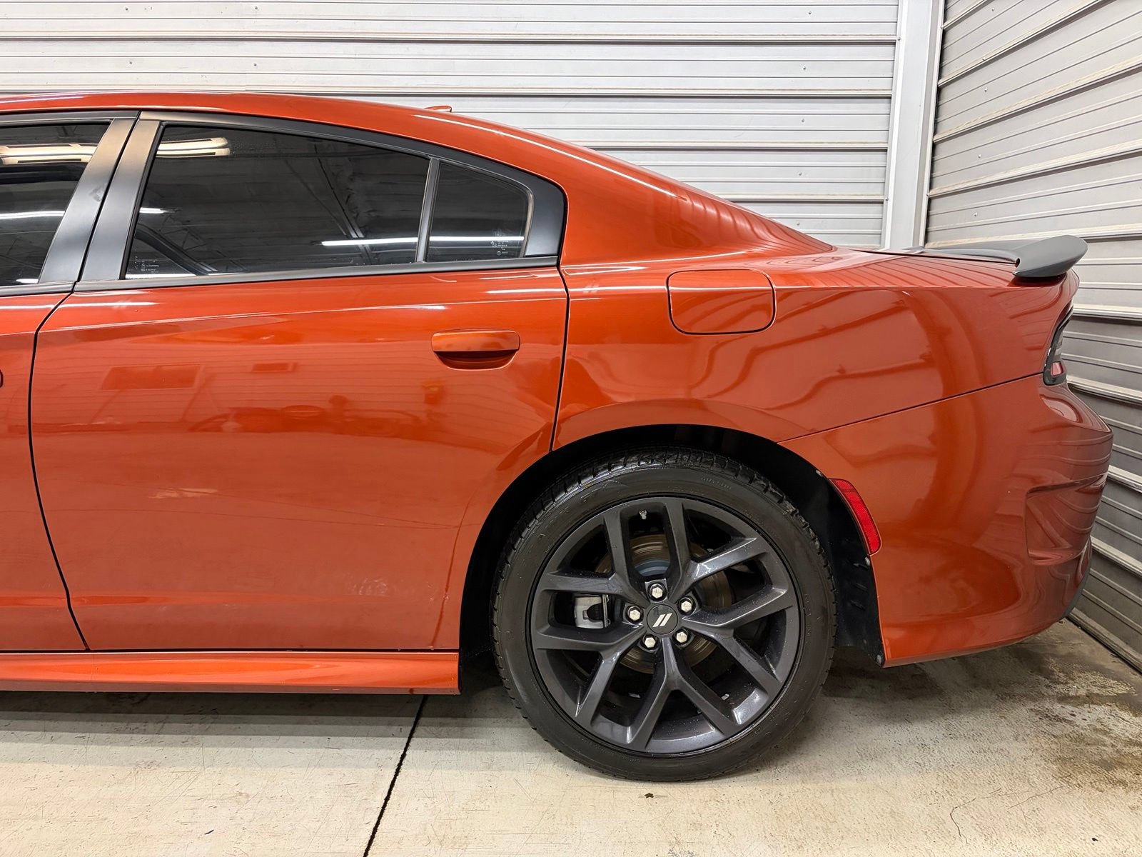 Used 2022 Dodge Charger R/T w/ Plus Group RWD image 5