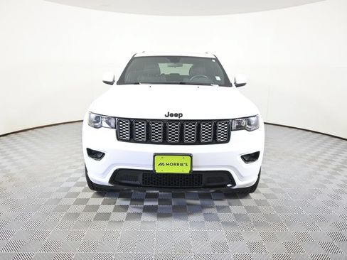 Used 2021 Jeep Grand Cherokee Laredo X AWD/4WD image 10