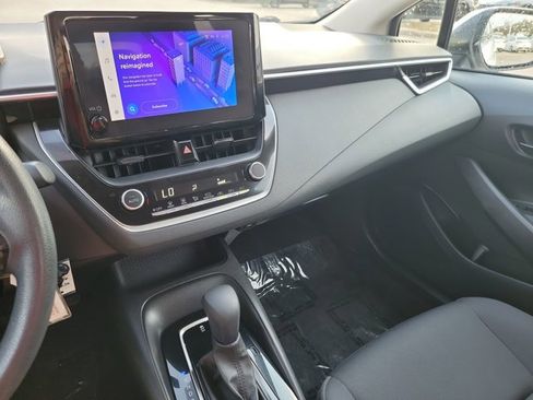 Used 2024 Toyota Corolla LE image 21