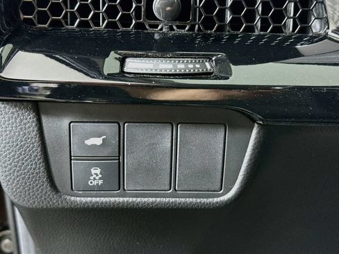 Used 2024 Honda CR-V EX-L image 10