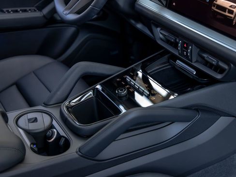 Certified 2026 Porsche Cayenne image 56