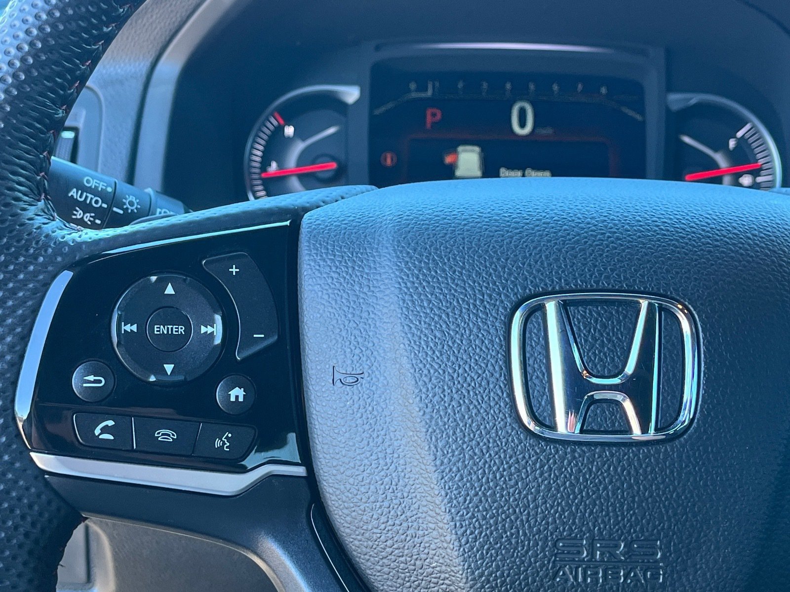 Used 2025 Honda Passport Black Edition image 19
