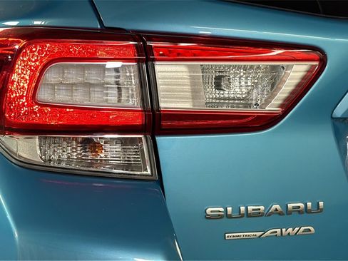 Used 2019 Subaru Crosstrek Hybrid w/ Moonroof Package w/Navigation image 9