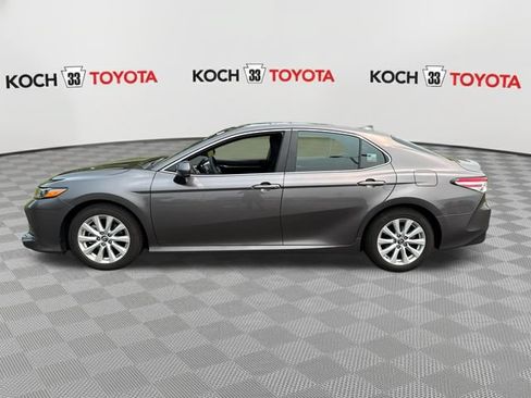 Used 2019 Toyota Camry LE w/ Carpet Mat Package FWD image 4