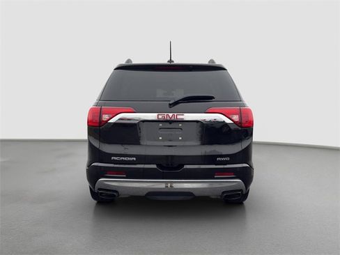 Used 2017 GMC Acadia Denali w/ Technology Package image 5