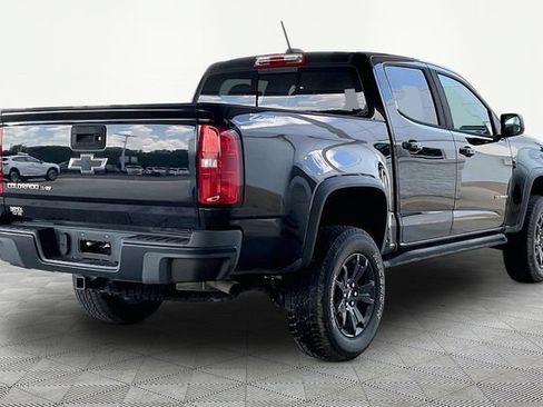 Used 2020 Chevrolet Colorado ZR2 w/ ZR2 Midnight Special Edition AWD/4WD image 5