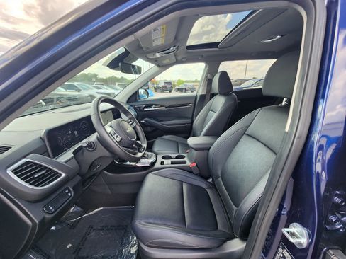 Used 2024 Kia Seltos SX w/ SX Sunroof Package AWD/4WD image 17
