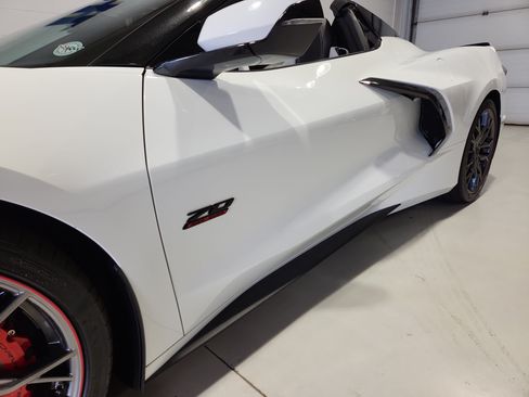 Certified 2023 Chevrolet Corvette Stingray Preferred Conv w/ Z51 Performance Package RWD image 20