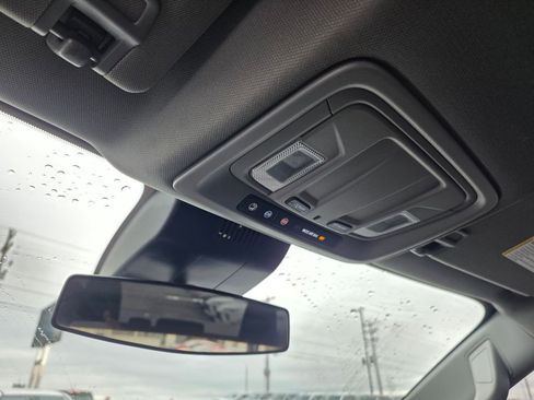 Used 2024 Chevrolet Silverado 2500 LT image 21