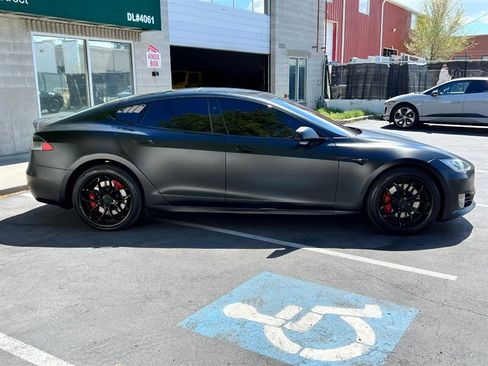 Used 2016 Tesla Model S 90D image 8