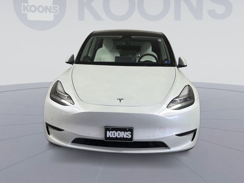Used 2021 Tesla Model Y Long Range image 11