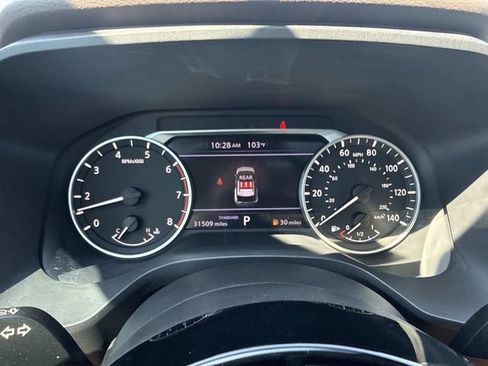 Used 2023 Nissan Rogue SV w/ SV Premium Package FWD image 20