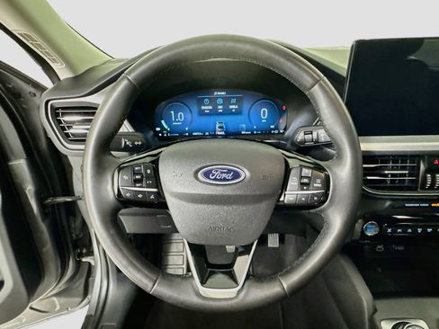 Used 2024 Ford Escape Platinum AWD/4WD image 12