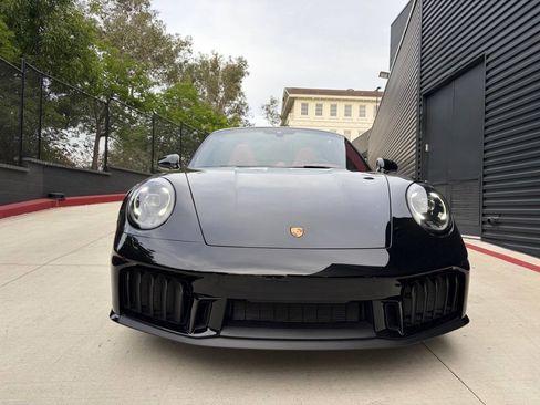 Used 2025 Porsche 911 Targa 4 GTS AWD/4WD image 2