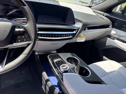 New 2026 Cadillac Lyriq Premium Luxury w/ LPO, Floor Liner Package RWD image 27
