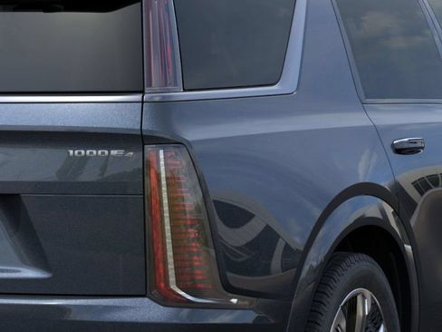 New 2026 Cadillac Escalade IQL Luxury w/ LPO, Floor Liner Package AWD/4WD image 12
