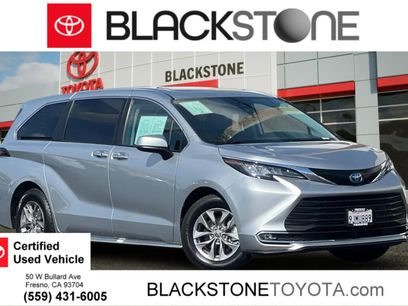 Used 2022 Toyota Sienna XLE