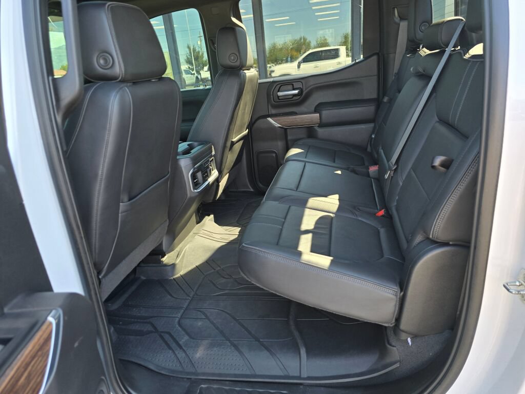 Used 2021 Chevrolet Silverado 1500 High Country AWD/4WD image 12