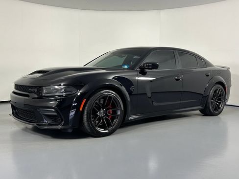 Used 2023 Dodge Charger SRT Hellcat RWD image 4
