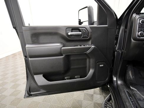 Used 2020 GMC Sierra 2500 AT4 w/ AT4 Premium Package image 13