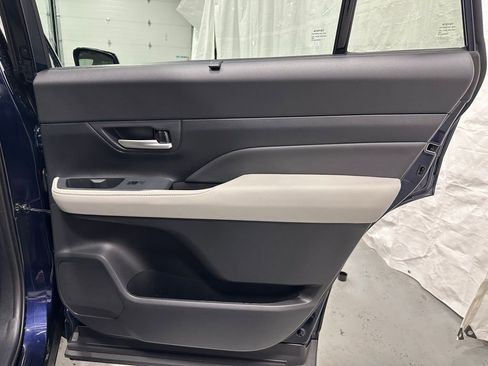 Used 2025 Toyota Grand Highlander AWD image 53