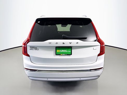 Used 2022 Volvo XC90 T8 Inscription Expression image 8