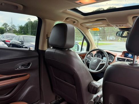 Used 2015 Buick Encore Leather w/ Experience Buick Package FWD image 18
