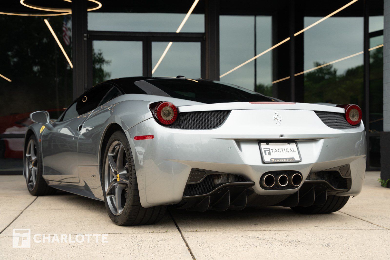 Used 2011 Ferrari 458 Italia Coupe RWD image 13