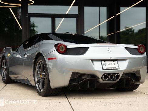 Used 2011 Ferrari 458 Italia Coupe RWD image 13