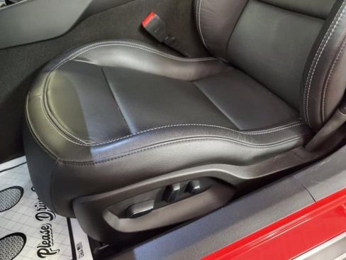 Used 2019 Chevrolet Corvette Z06 RWD image 14
