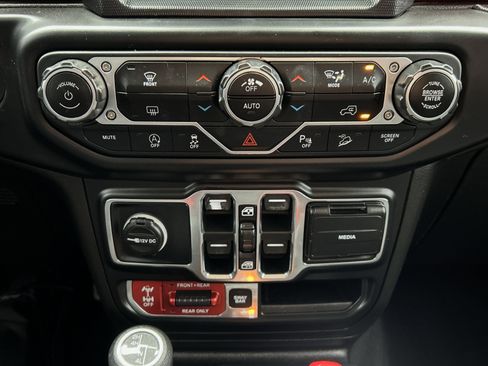 Used 2019 Jeep Wrangler Unlimited Rubicon image 26