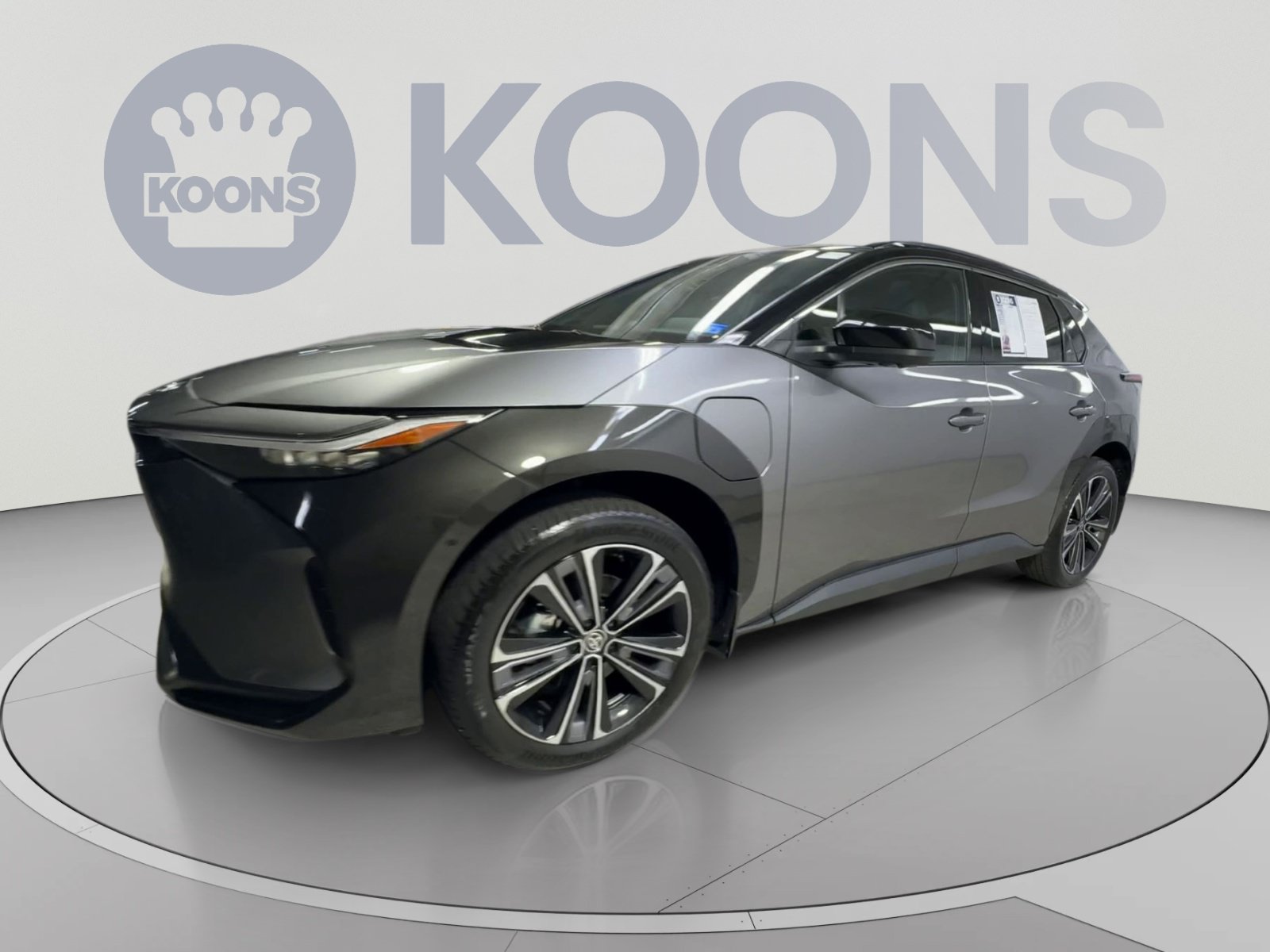 Used 2024 Toyota bZ4X AWD w/ Weather Package image 5