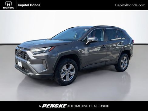 Used 2025 Toyota RAV4 XLE FWD image 1