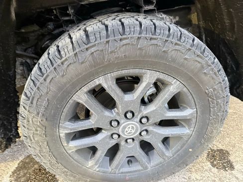 Used 2025 Toyota Tundra Platinum image 23