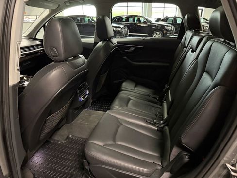 Used 2017 Audi Q7 3.0T Prestige AWD/4WD image 21
