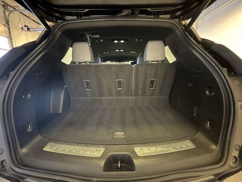 Used 2024 Buick Enclave Premium image 23