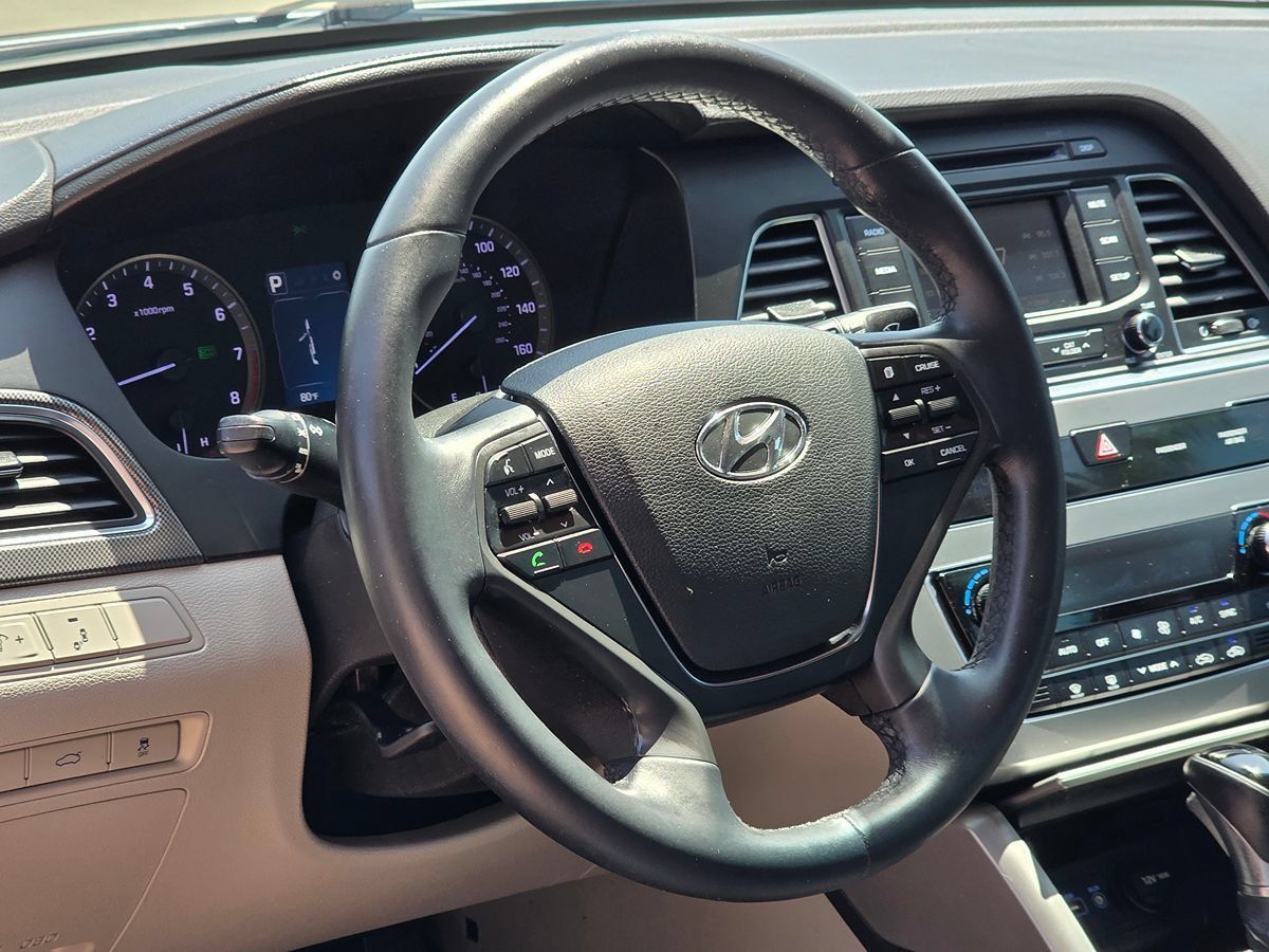 Used 2015 Hyundai Sonata Sport w/ Option Group 03 FWD image 18