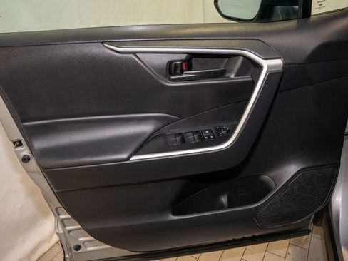 Used 2024 Toyota RAV4 LE image 10