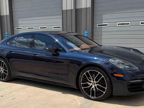 Used 2022 Porsche Panamera Platinum Edition RWD image 58