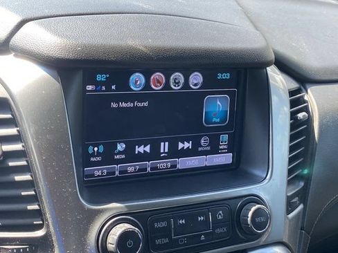 Used 2019 Chevrolet Tahoe LT w/ LT Midnight Edition AWD/4WD image 18
