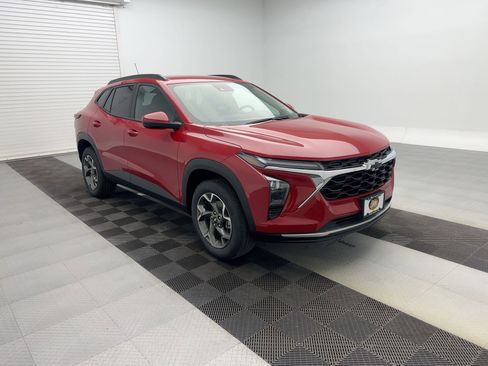 New 2026 Chevrolet Trax LT w/ LT Convenience Package image 7