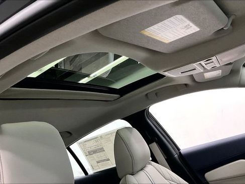 New 2026 Nissan Sentra SL FWD image 36
