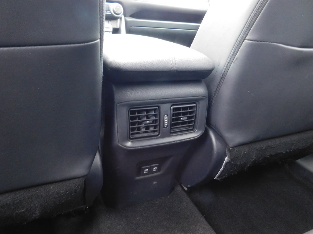 Used 2019 Toyota RAV4 XLE Premium w/ Cold Weather Package AWD/4WD image 16