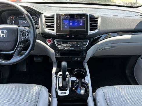 Used 2019 Honda Ridgeline RTL-E image 15