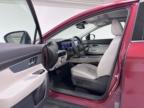 Used 2025 Nissan Murano SL AWD/4WD image 12
