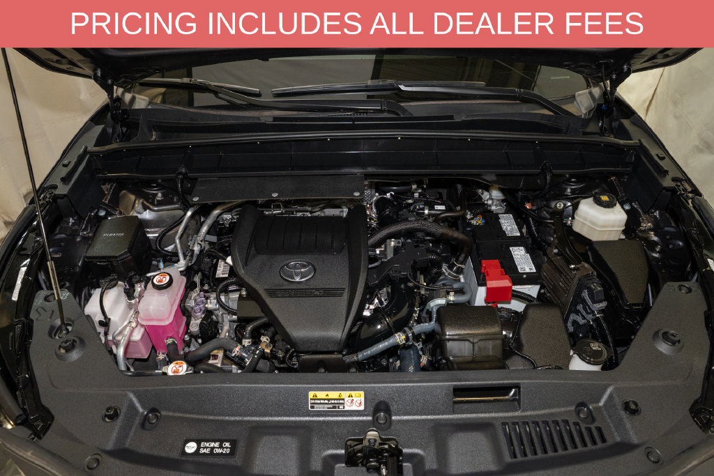 Used 2024 Toyota Highlander XLE FWD image 22
