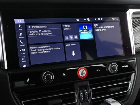 New 2026 Porsche Macan GTS image 15